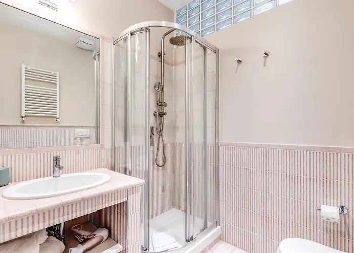 Downtown Srl - Downtown Nobu Lejlighed